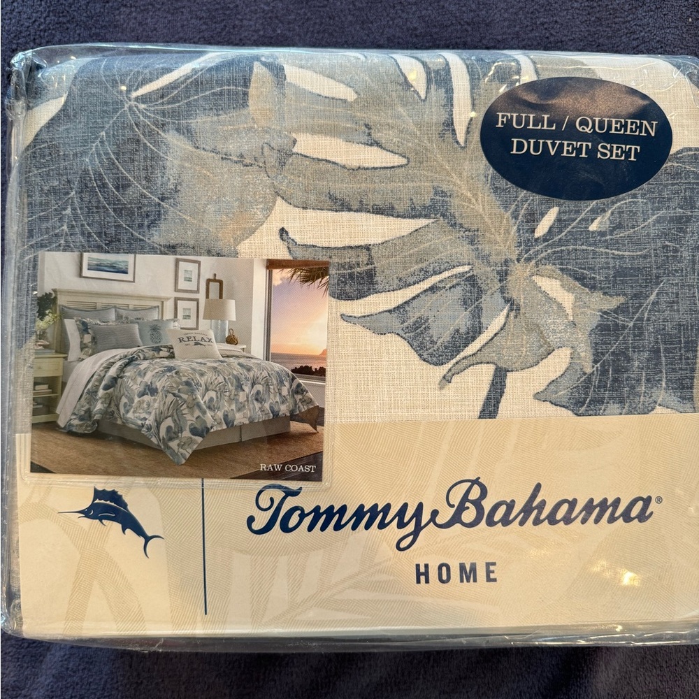 Tommy Bahama Duvet Set (Full/Queen)